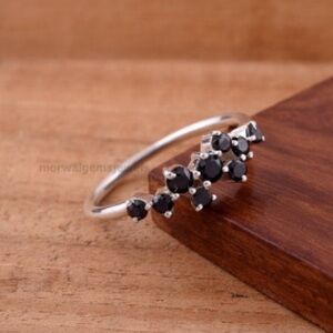 925 Sterling Silver Black Spinel Cluster Ring Size 9.5